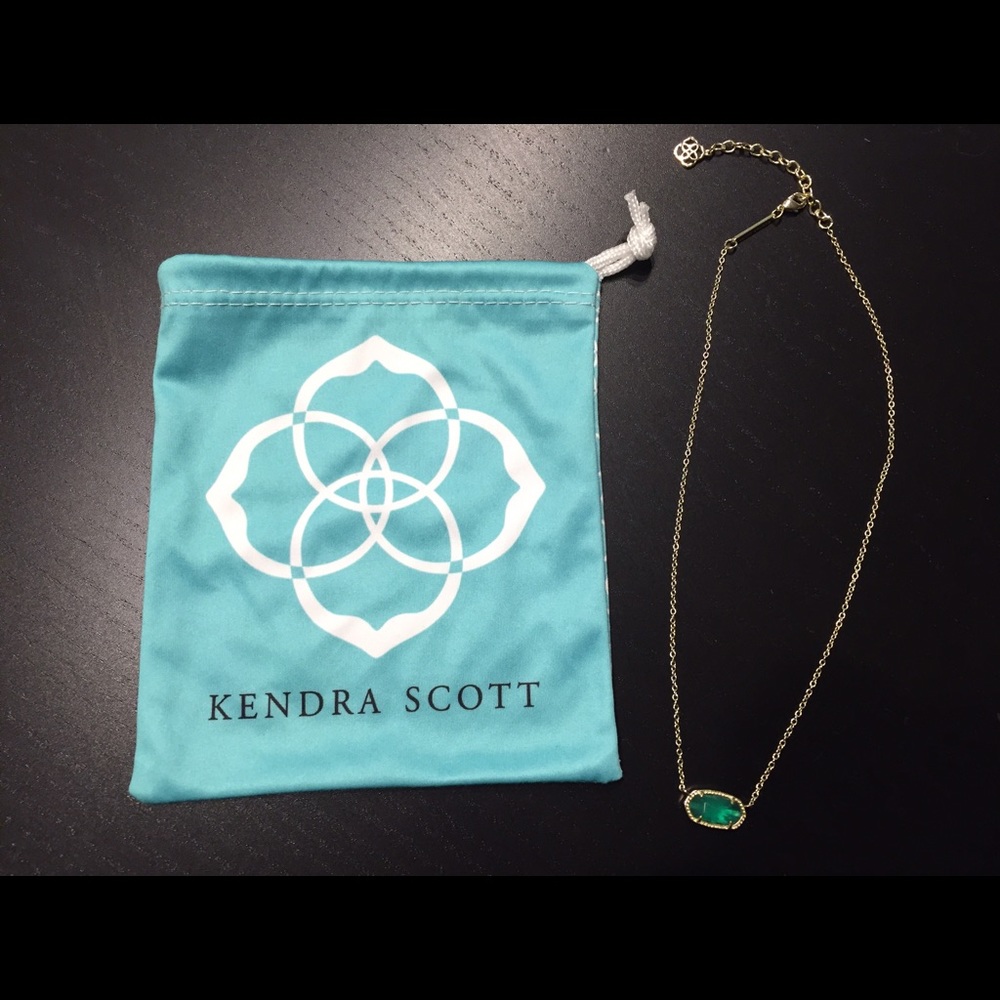 ❌SOLD❌ Kendra Scott Elisa Necklace