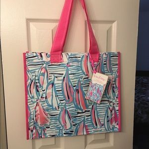 Lilly Pulitzer Market Bag in Red Right Return