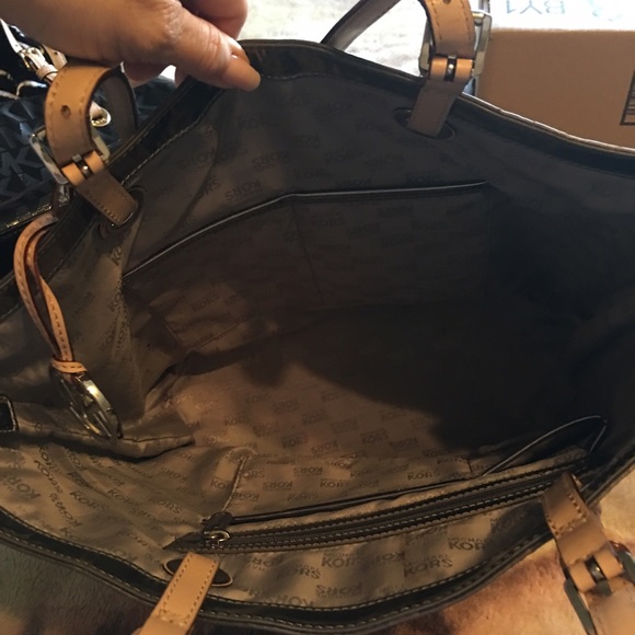 Sold Michael Kor bag - Picture 2 of 4