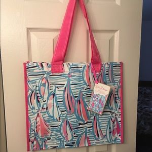 Lilly Pulitzer Market Bag in Red Right Return