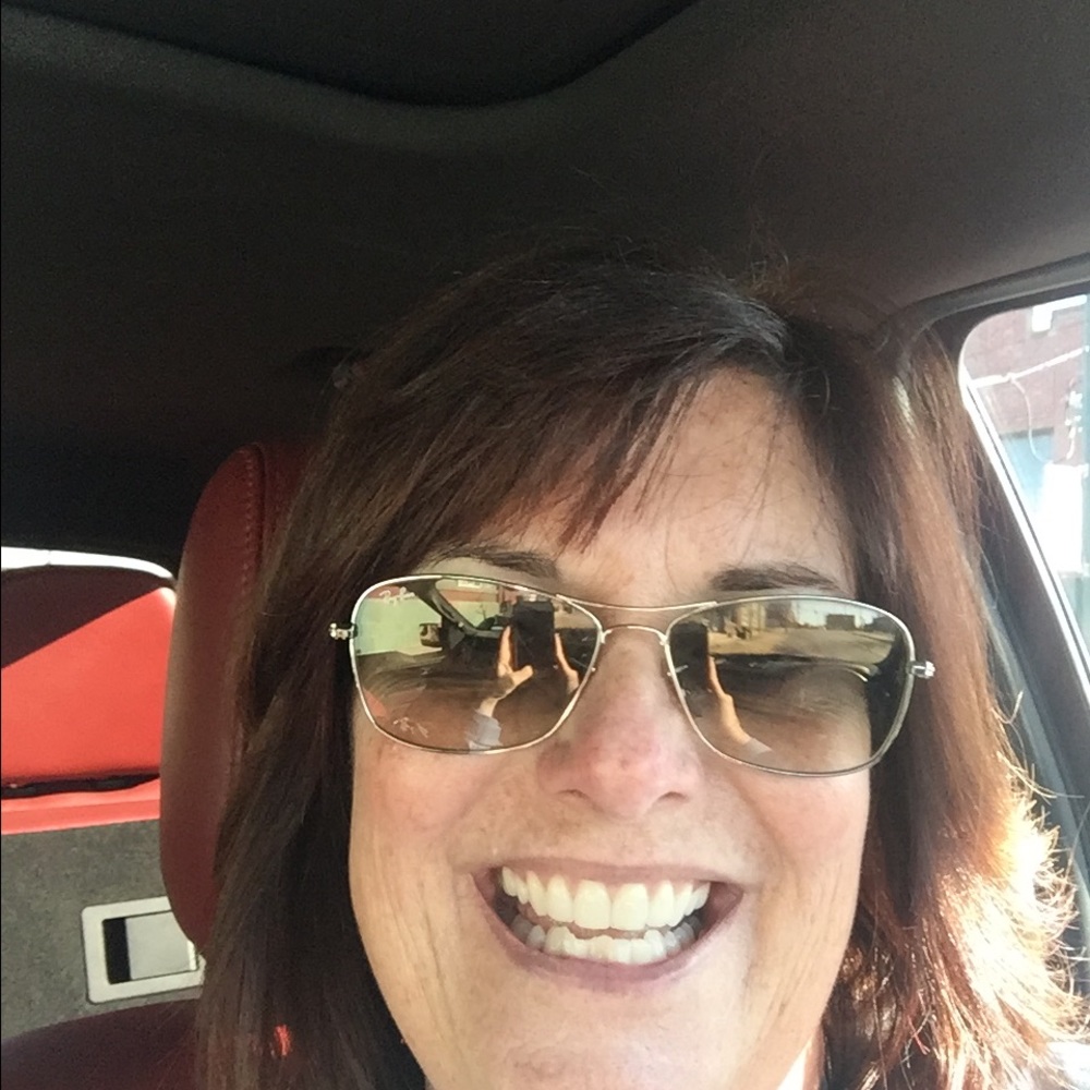 Meet your Posher, Kathy