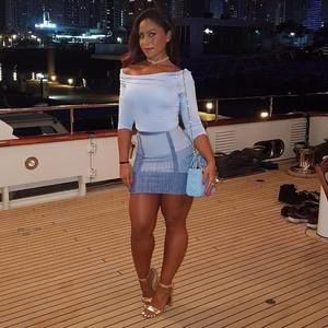 Meet your Posher, Aylar