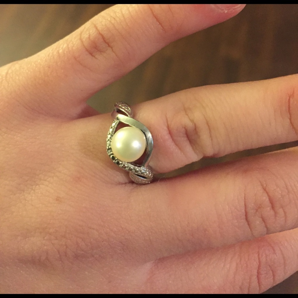 Pearl ring - Picture 2 of 2