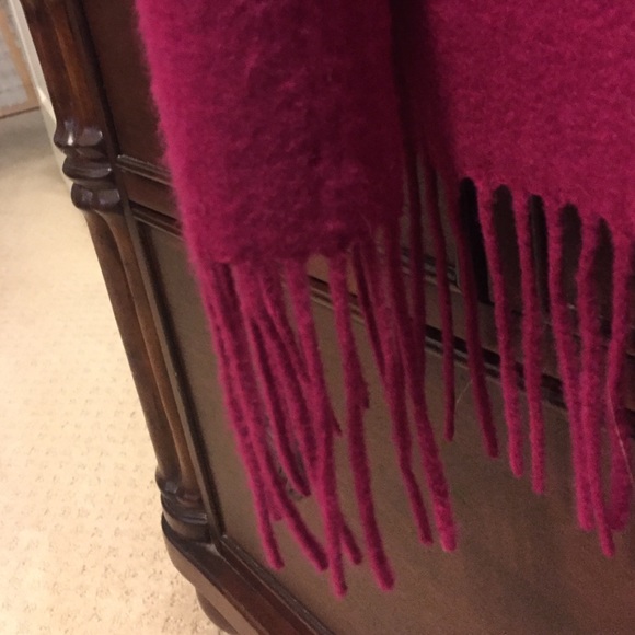 Scarf - Picture 3 of 3