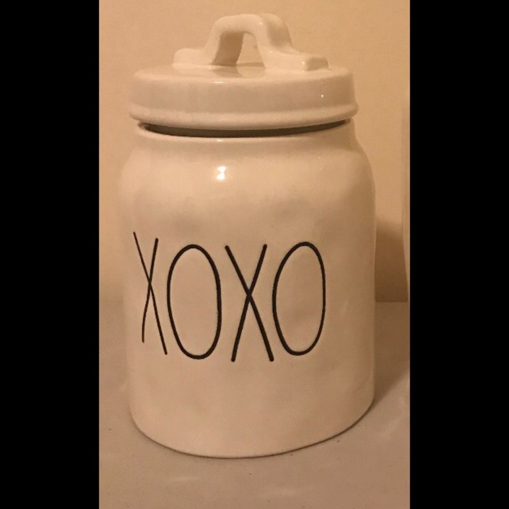 Rae Dunn xoxo canister