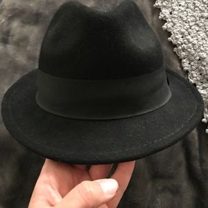 BCBGMaxazria Wool Fedora hat size M