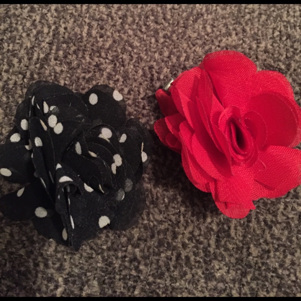 Red and polka dot hair pins