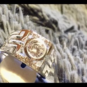 Gorgeous Ring❣️