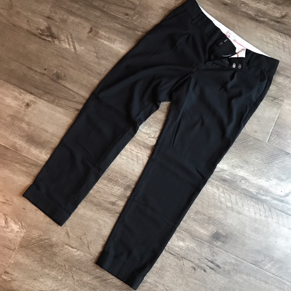 BANANA REPUBLIC Black Ankle Pants!