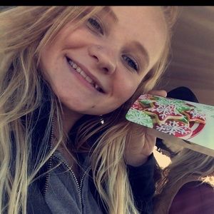 Meet your Posher, Kabrina