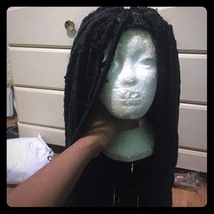 1b faux locs 18-20 inch long