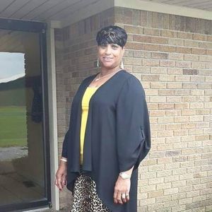 Meet your Posher, Annette