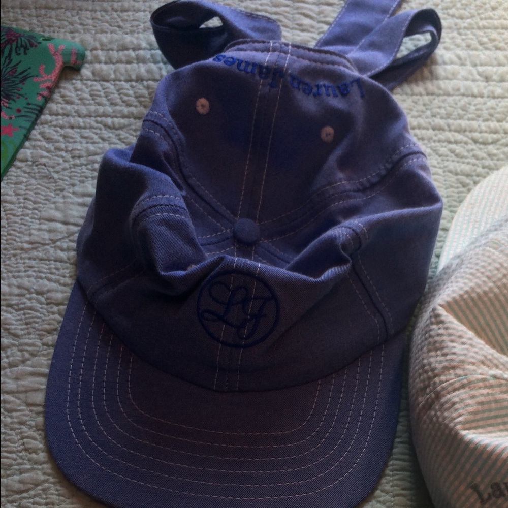 Lauren James hat