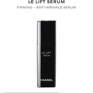 NWT Chanel Le Lift
