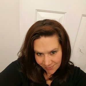 Meet your Posher, Bobbi