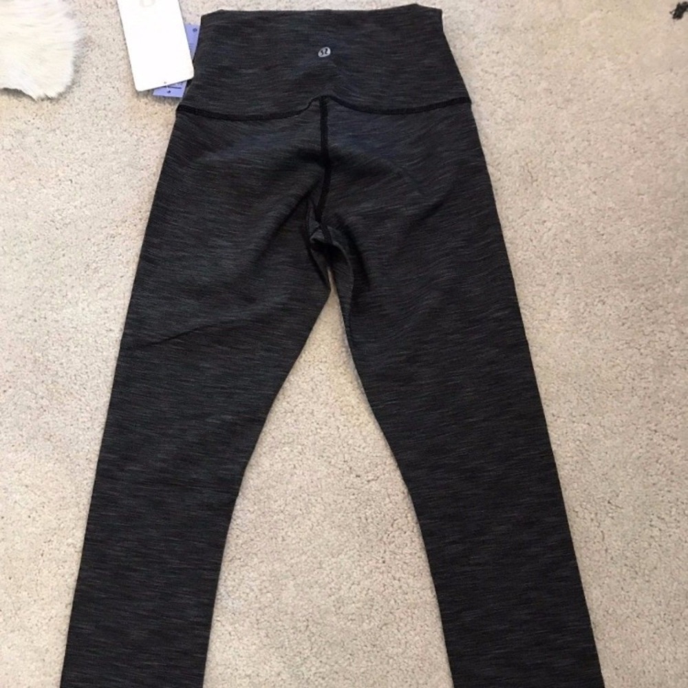 Lululemon High times heathered black