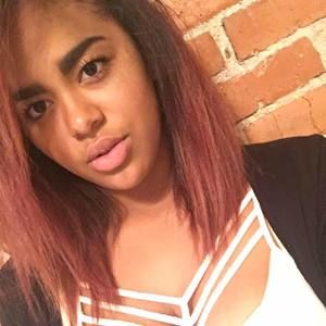 Meet your Posher, Haylee