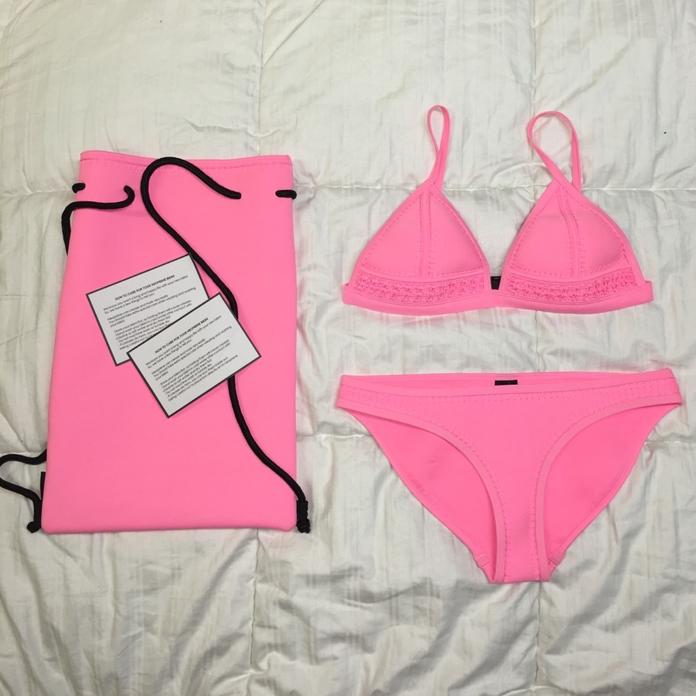 Triangl GIGI STRAWBERRY SHORTCAKE