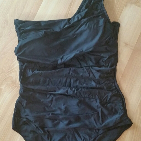 ONE PIECE ONE SHOULDER SWIMSUIT - Picture 2 of 4