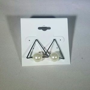 Earrings NWOT