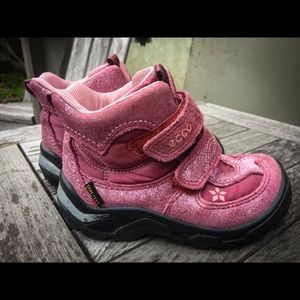 🌤 DROPPED🌤 Ecco Gore-Tex Snow Boots size 26