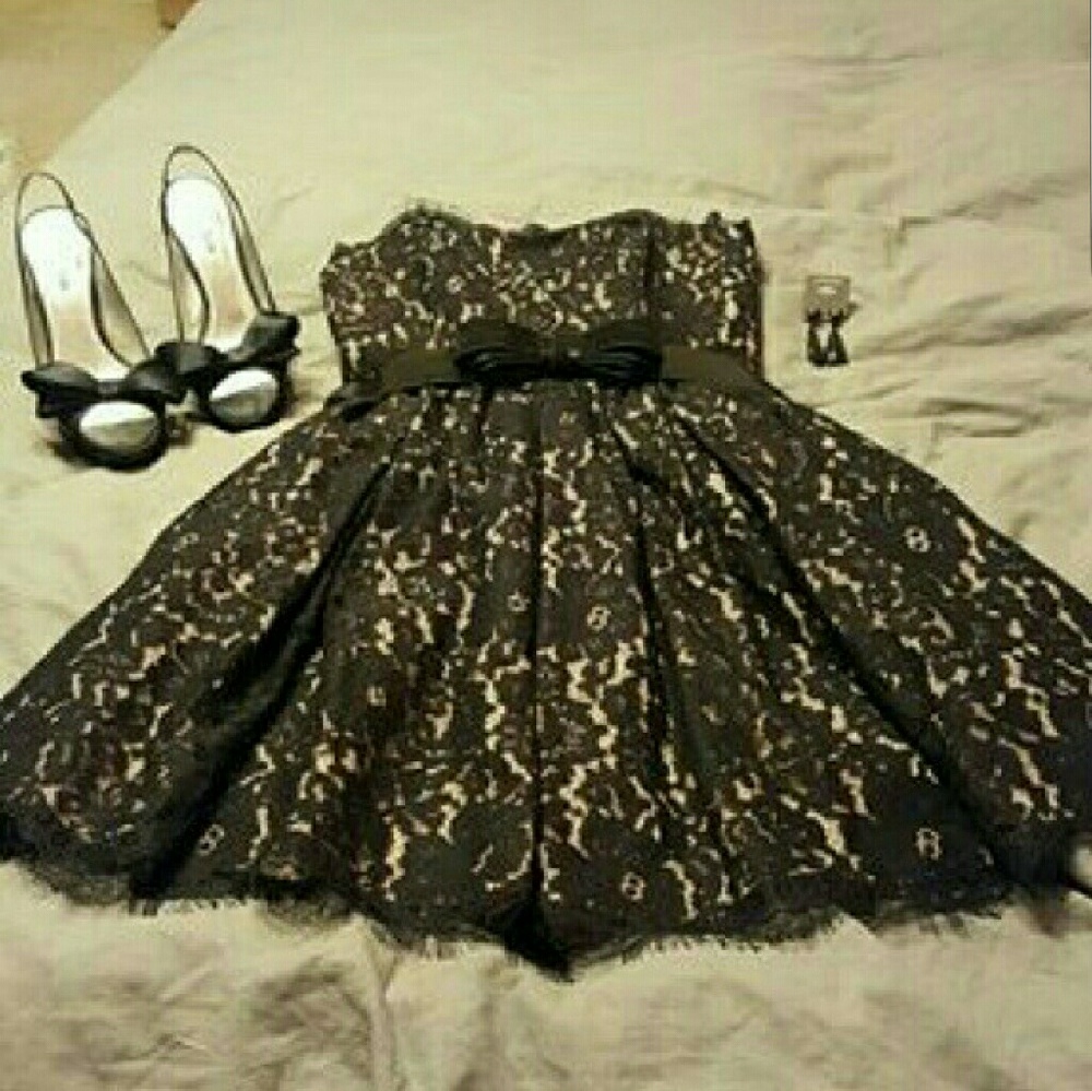 Beautiful Lace Formal Dress