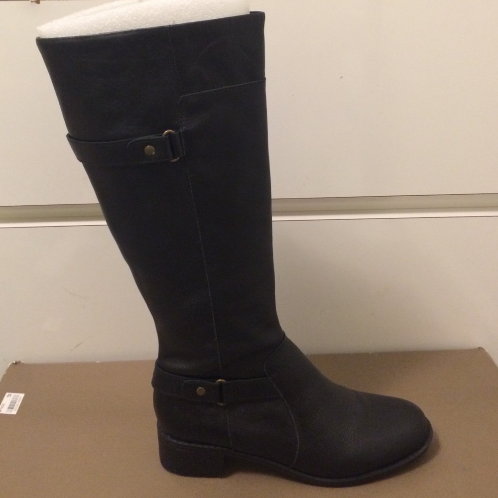 Black Boots