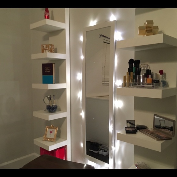 Meet your Posher, Emma - Picture 1 of 1