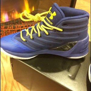 Steph Curry 3 sneakers Brand New