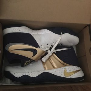 Kyrie 2 custom size 13