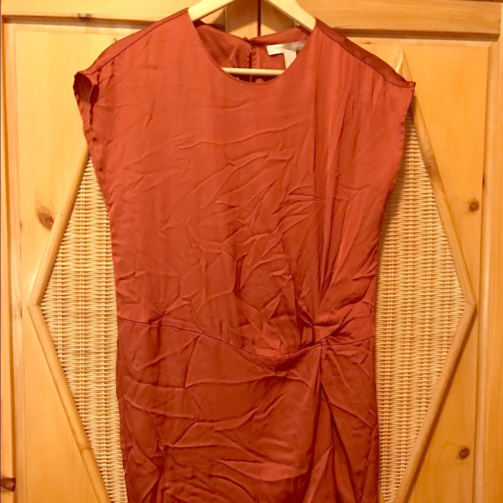 FOREVER 21 SATIN RUST COLOR DRESS