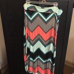 Chevron knit skirt