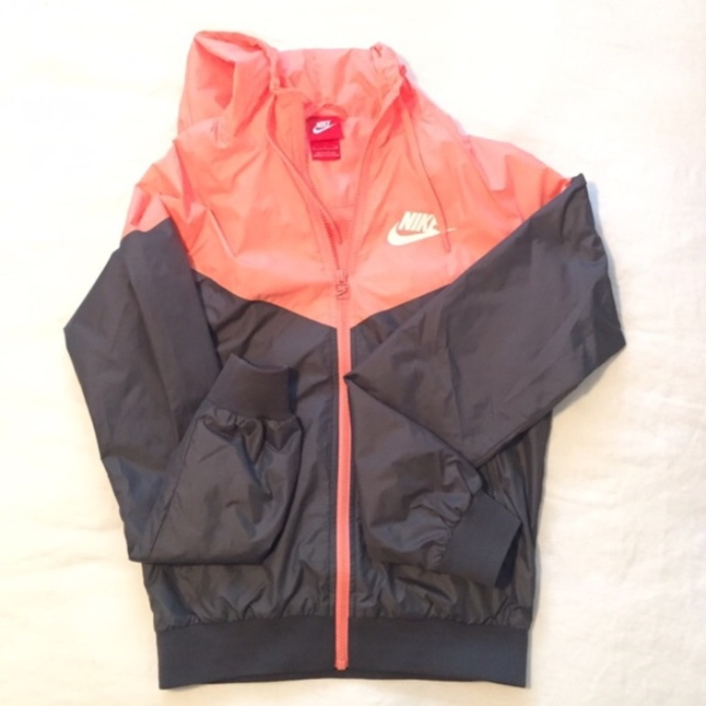 Nike windbreaker