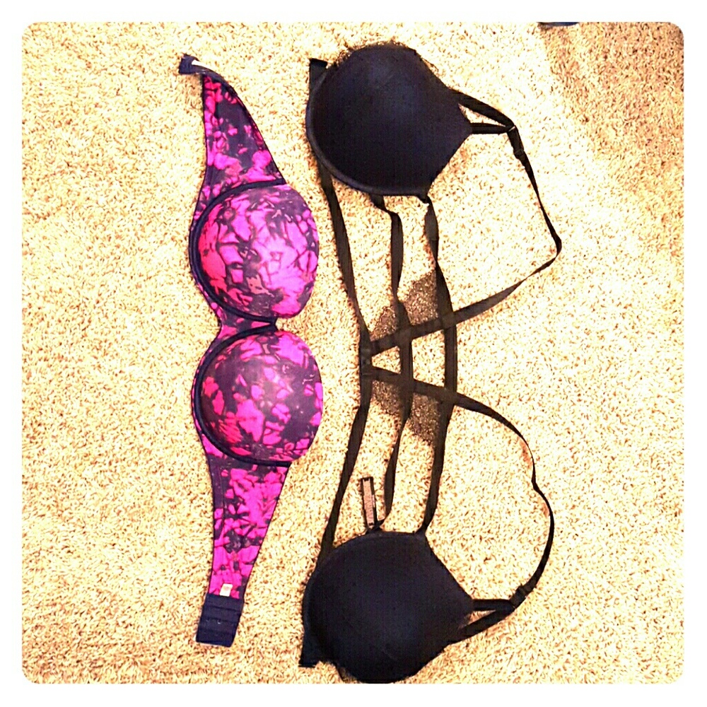 VS /pink 36dd bra. Perfect for festivals
