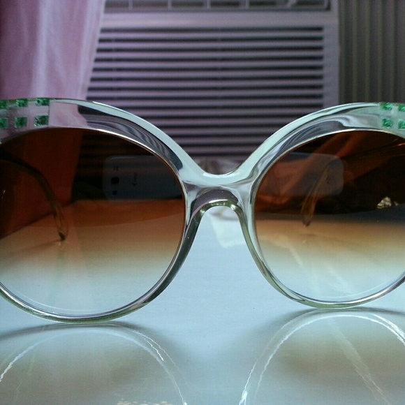 Vintage 80\'s Sunglasses main image 6