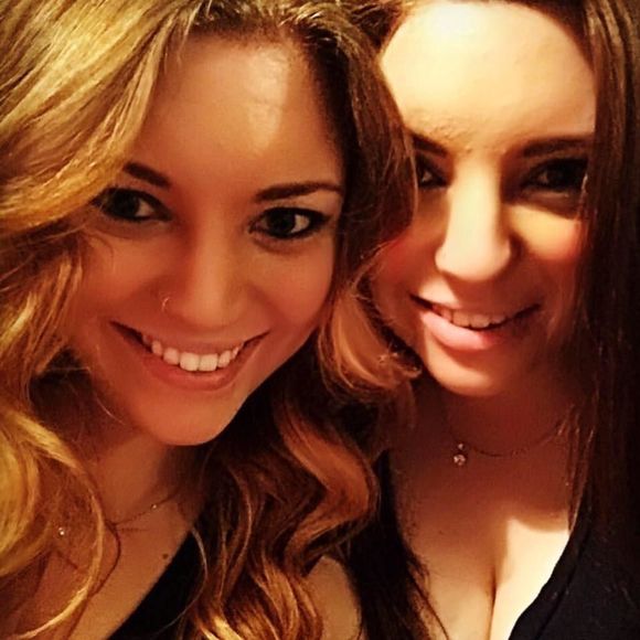 Meet your Posher, Emily - Picture 1 of 1