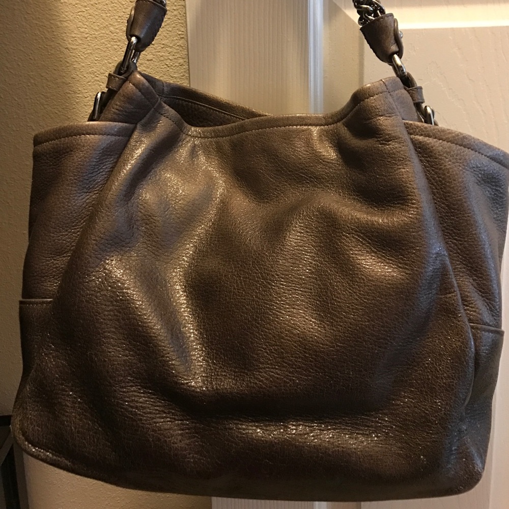SOLD! Prada Chevo Luxes - Picture 4 of 4