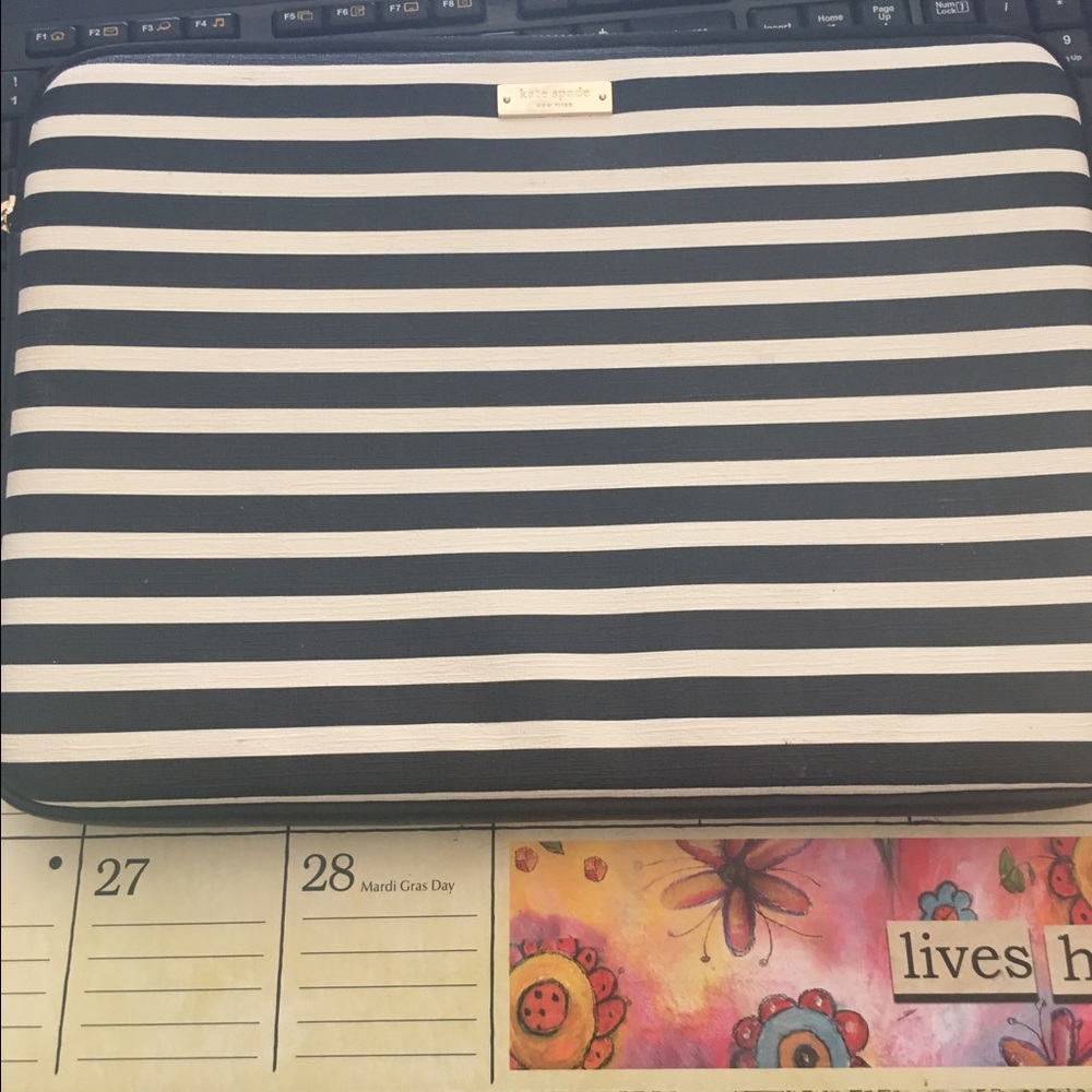 Kate spade laptop sleeve