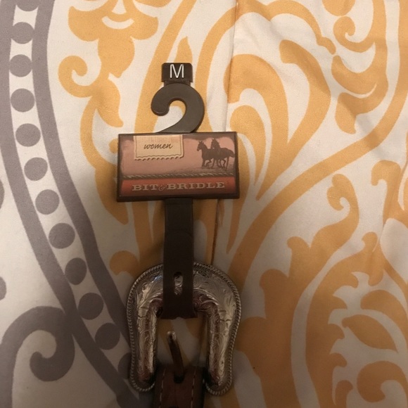 Brand new leather belt - Picture 2 of 3