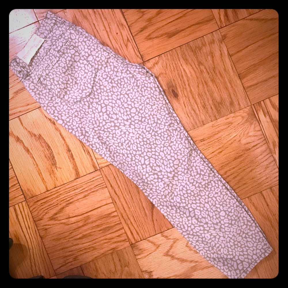 Grey leopard print skinny jeans