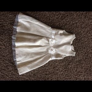 Gold & White fancy party dress. Gymboree. Size 7