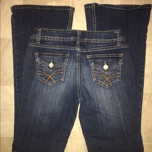 Jeans - Juniors Sz 3 Boot Cut Distressed Jeans Jeans - Juniors Sz 3 Boot Cut Distressed Jeans