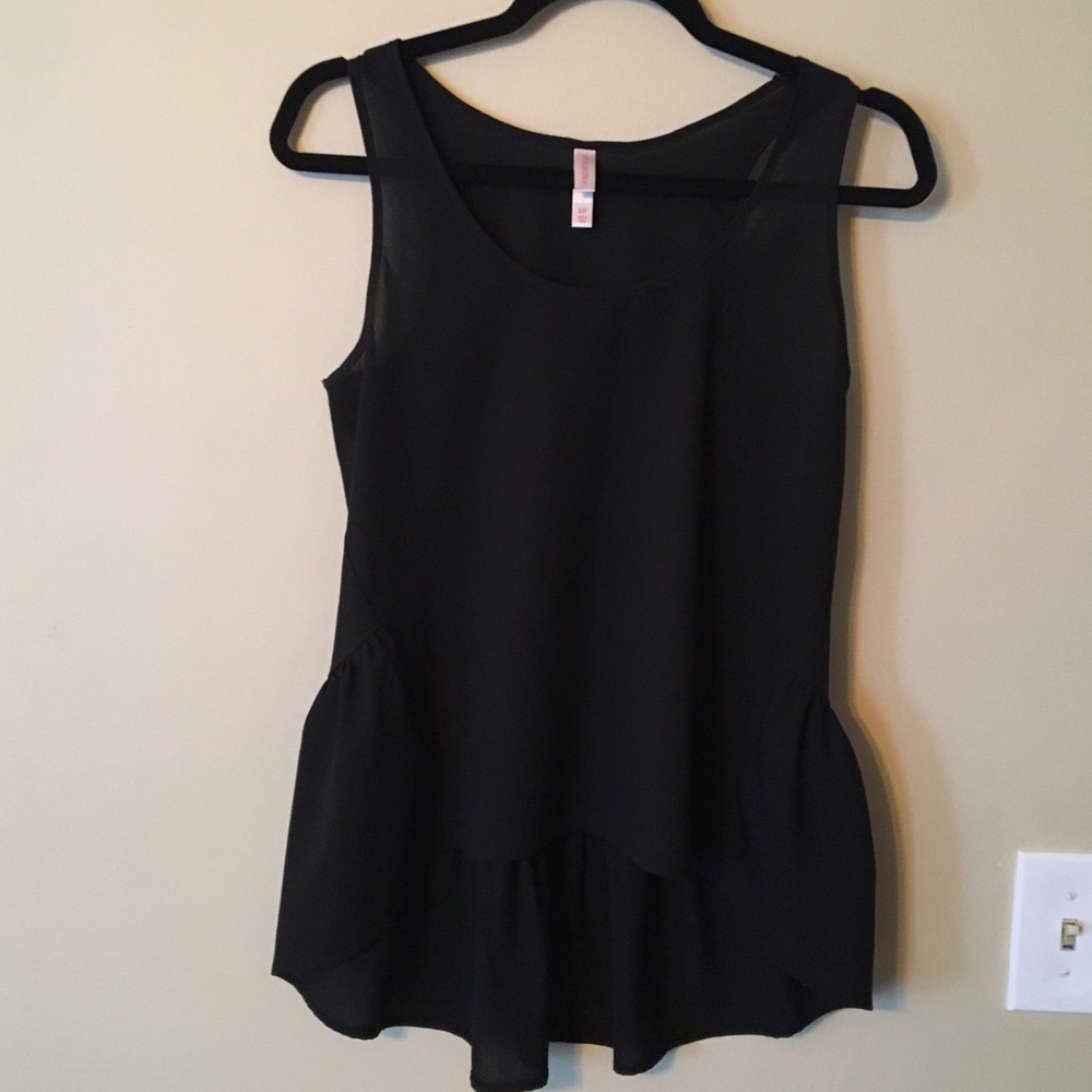 Black High Low Ruffle Tank
