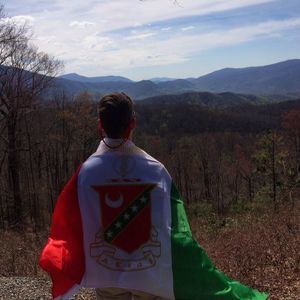 Meet your Posher, Alex