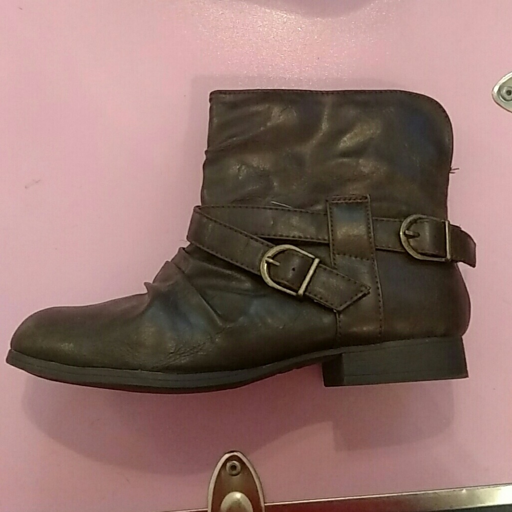 Faded glory brown boots