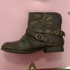 Faded glory brown boots