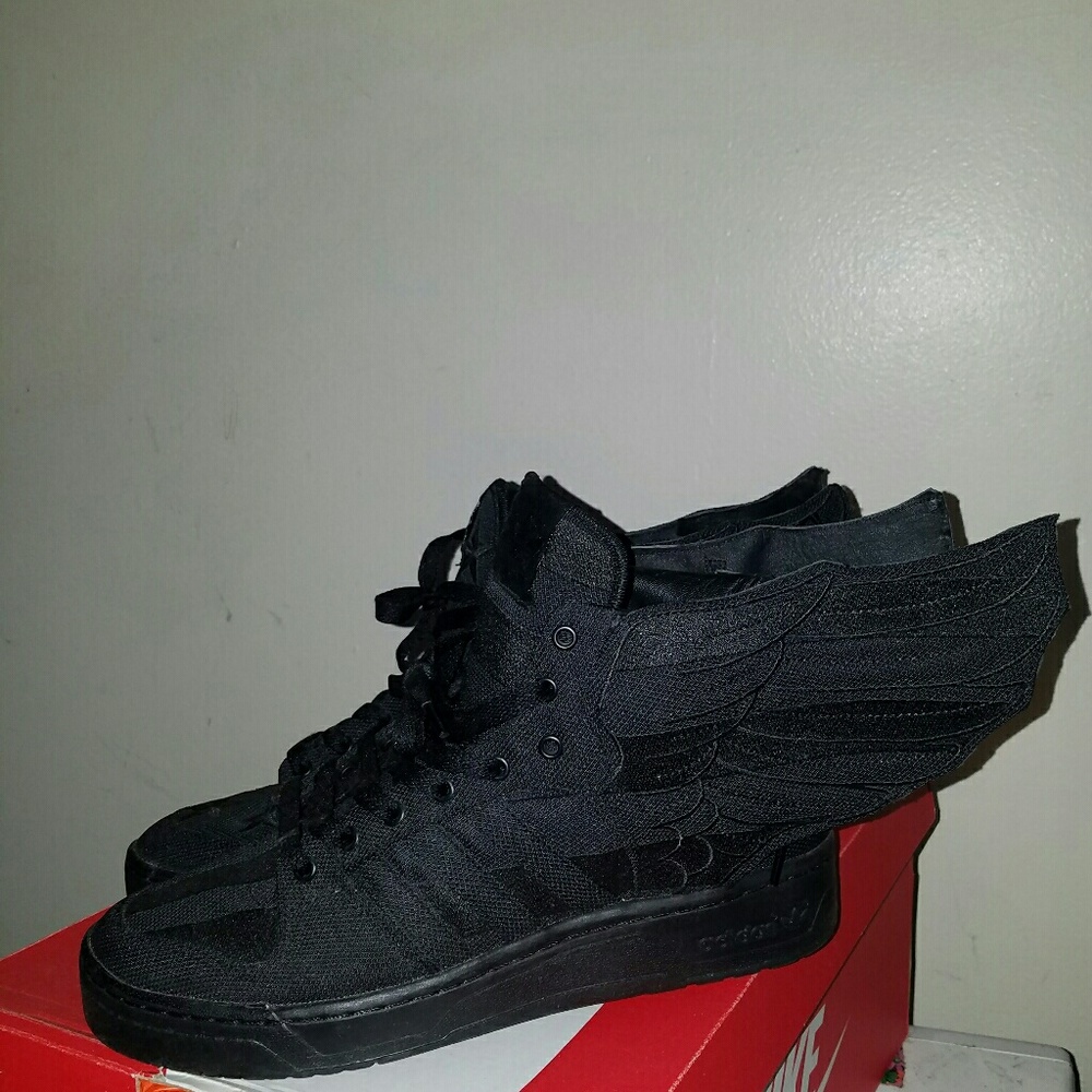 Adidas Wings Black Flag( ASAP ROCKY)