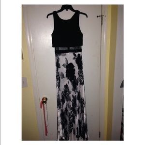 Betsy & Adam Practically New Prom Dress