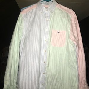 mint condition vineyard vines button up
