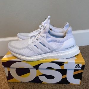 Triple white adidas ultra boost.